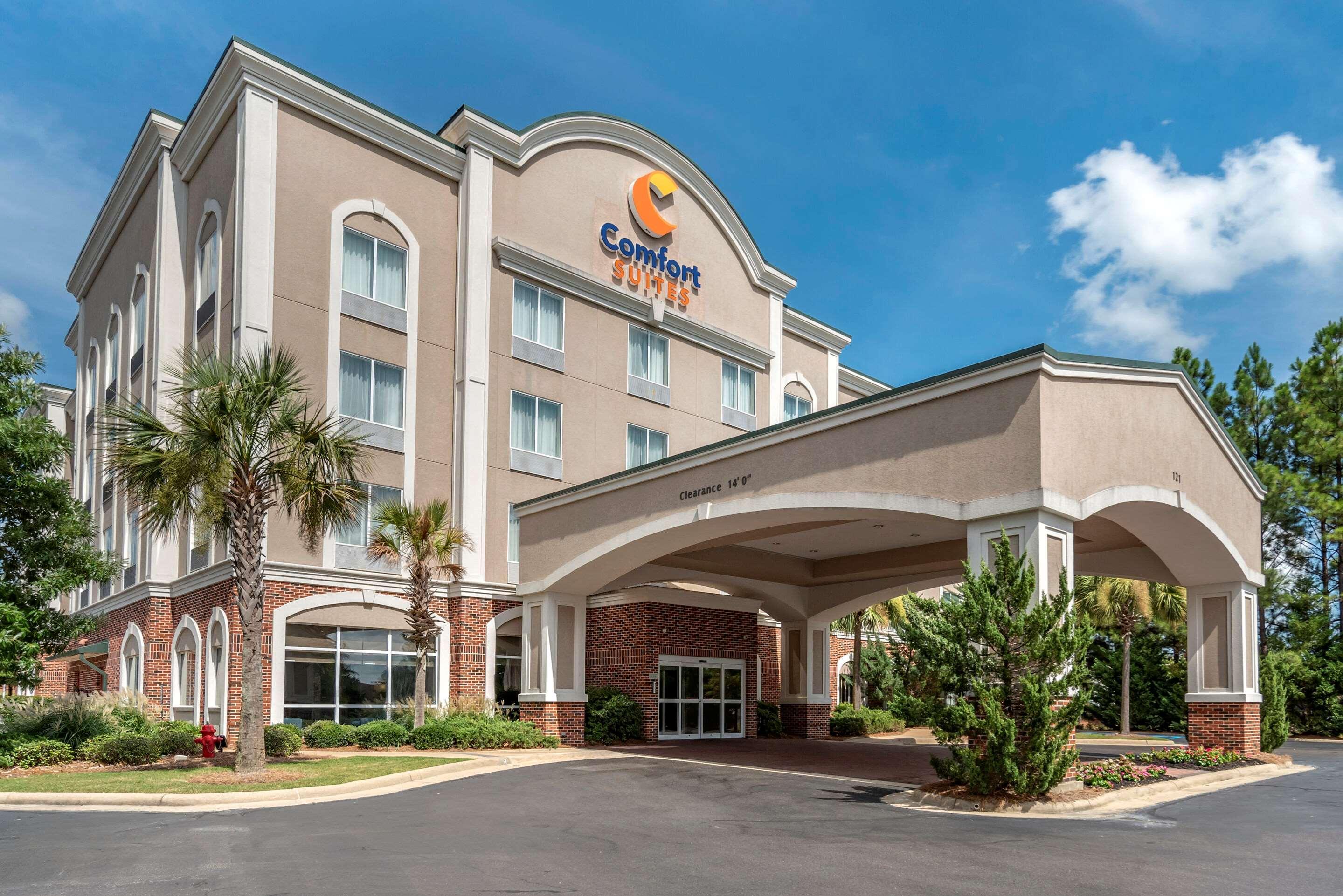 Comfort Suites Airport Luckney Zewnętrze zdjęcie